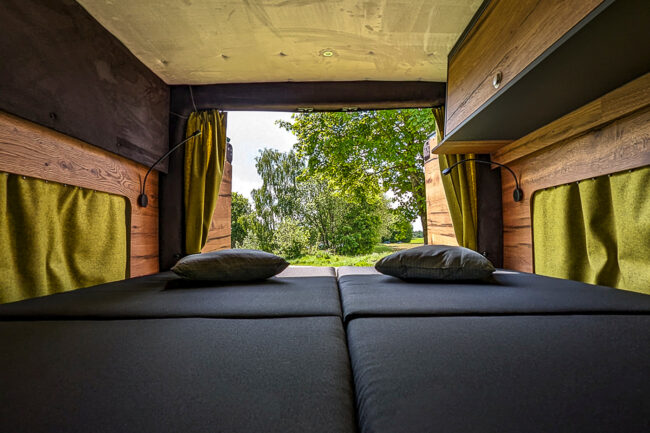 Schlafebene im VanEssaCamper
