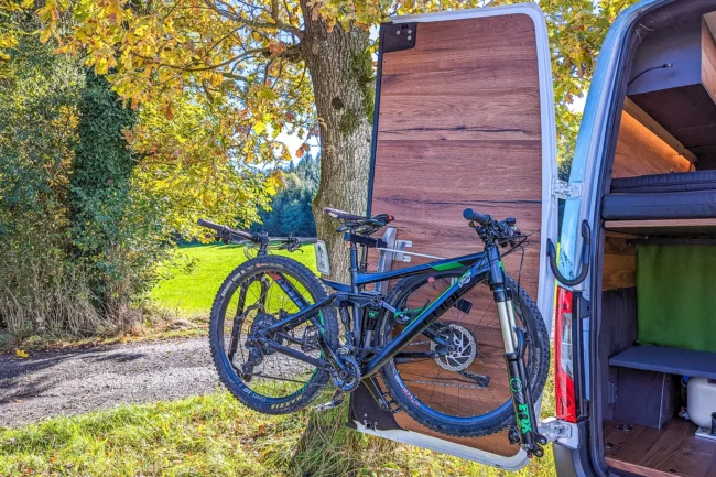 Verkleidung Hecktuere Fahrradtraeger