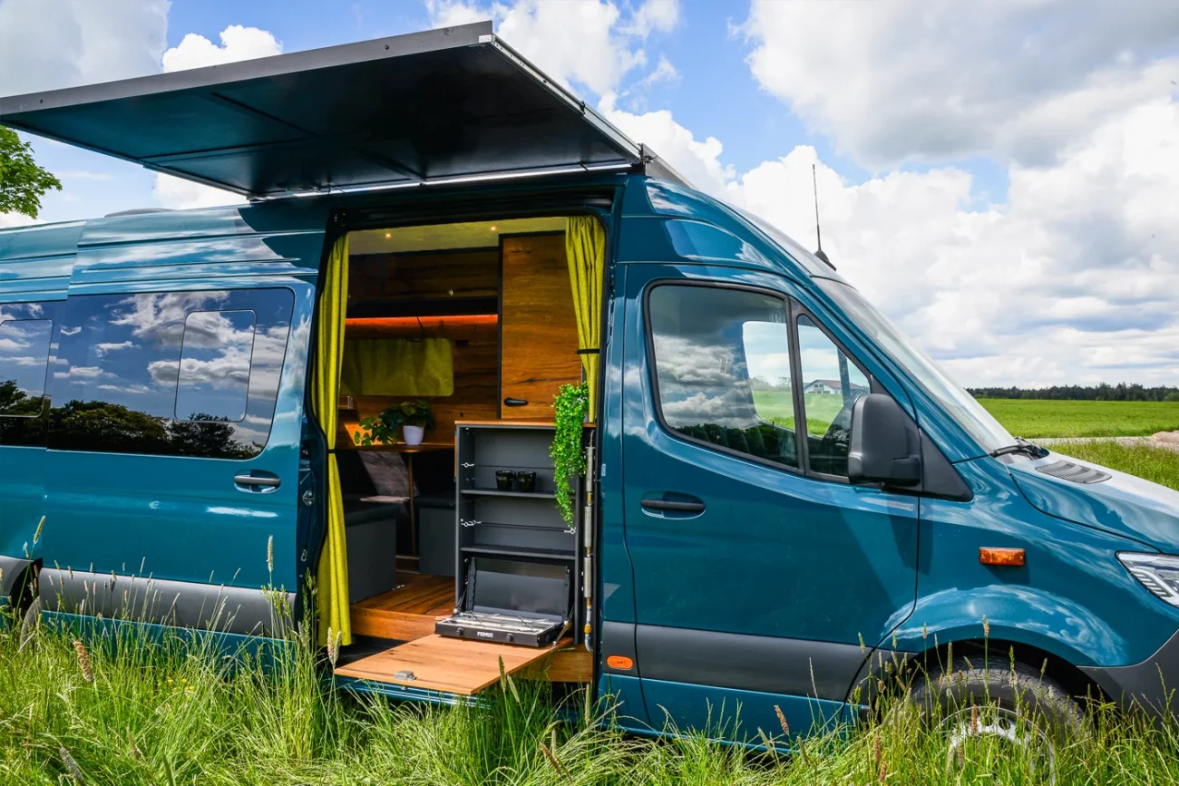 Sprinterausbau Schiebedach