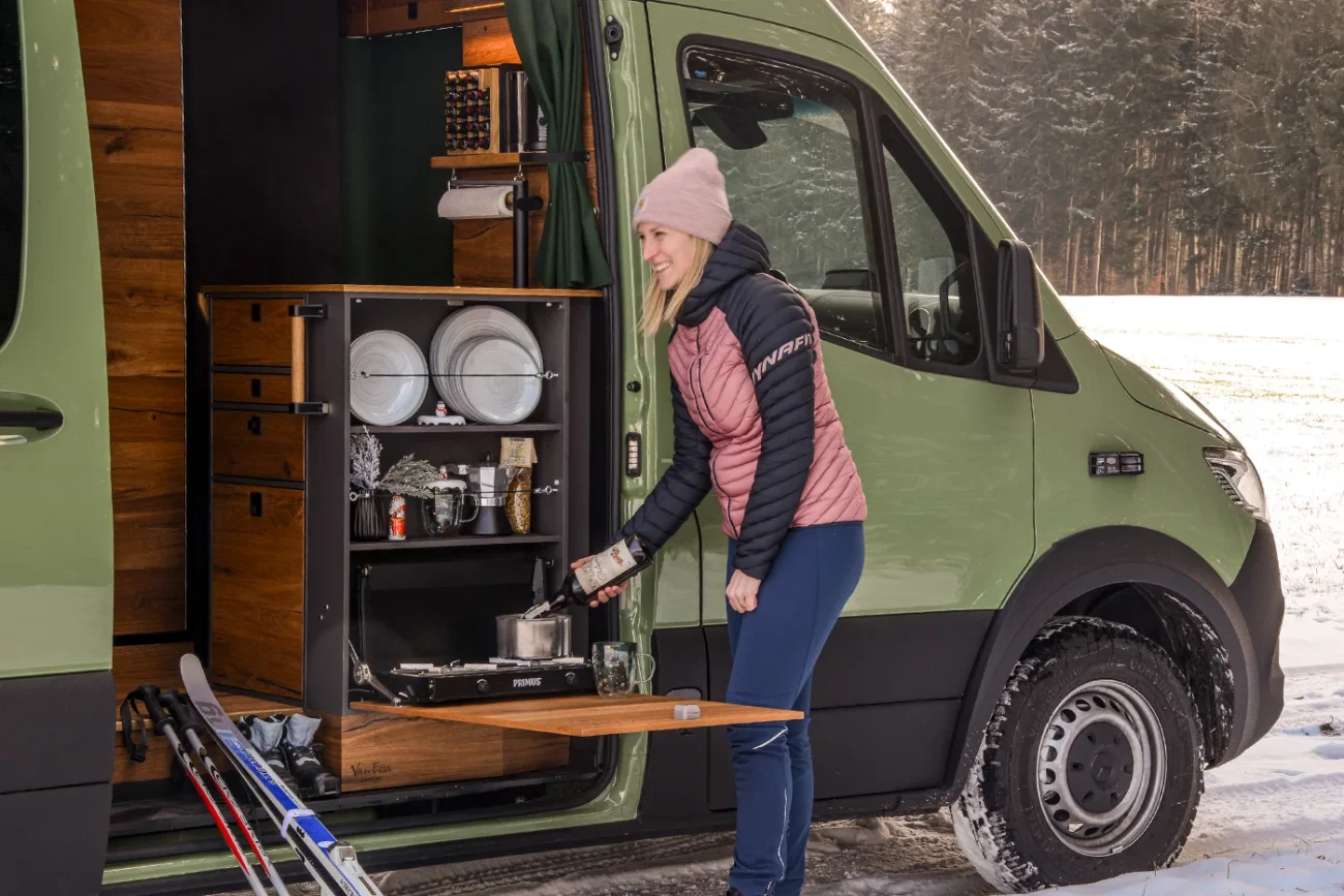 Outdoorküche im ausgebauten Kastenwagen